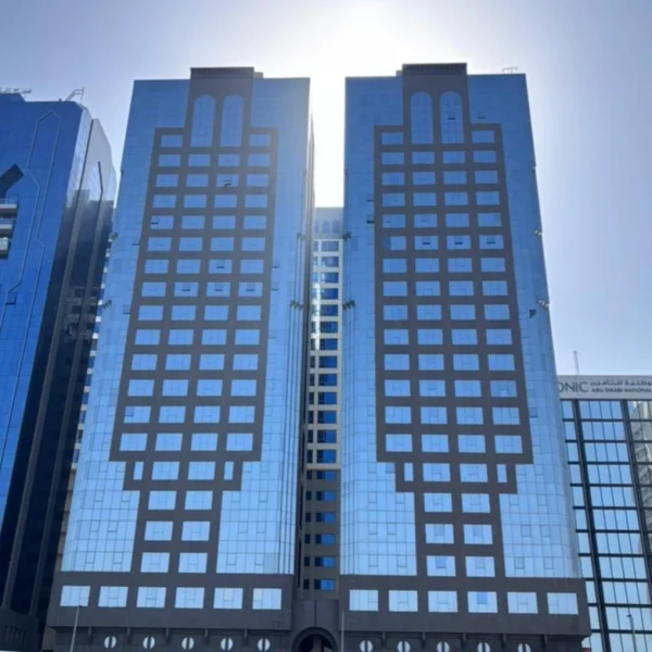 tawwam-tower-commercial-corniche-abu-dhabi-facilties-managament-and-maintenance-service-of-headway