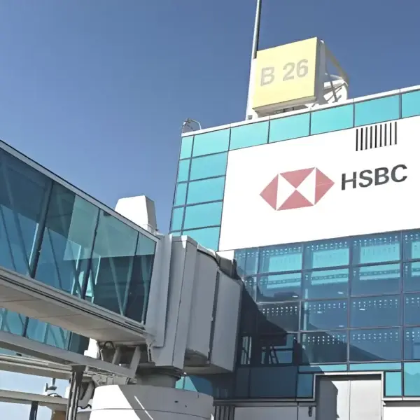 t3-plb-bridges-commercial-dubai-turnkey-fit-out-joinery-refurbishment-project-of-headway-outside-view