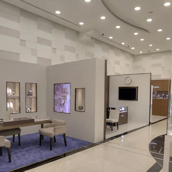 al-fardan-jewellery-commercial-turnkey-fit-out-joinery-bespoke-furniture-abu-dhabi-interior-view-one-project-of-headway-2